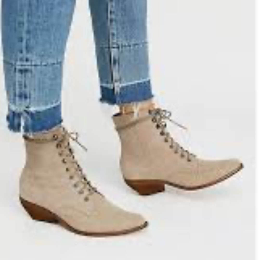 Jeffrey Campbell Free People Elmcroft Khaki Matte Leather Snake Boots US Size 7M